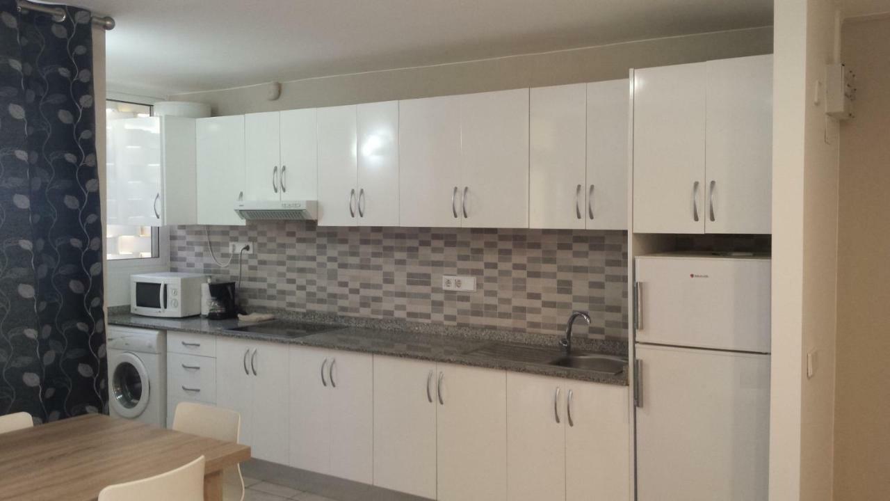 Apartamentos Ronsan Maspalomas  Exteriör bild