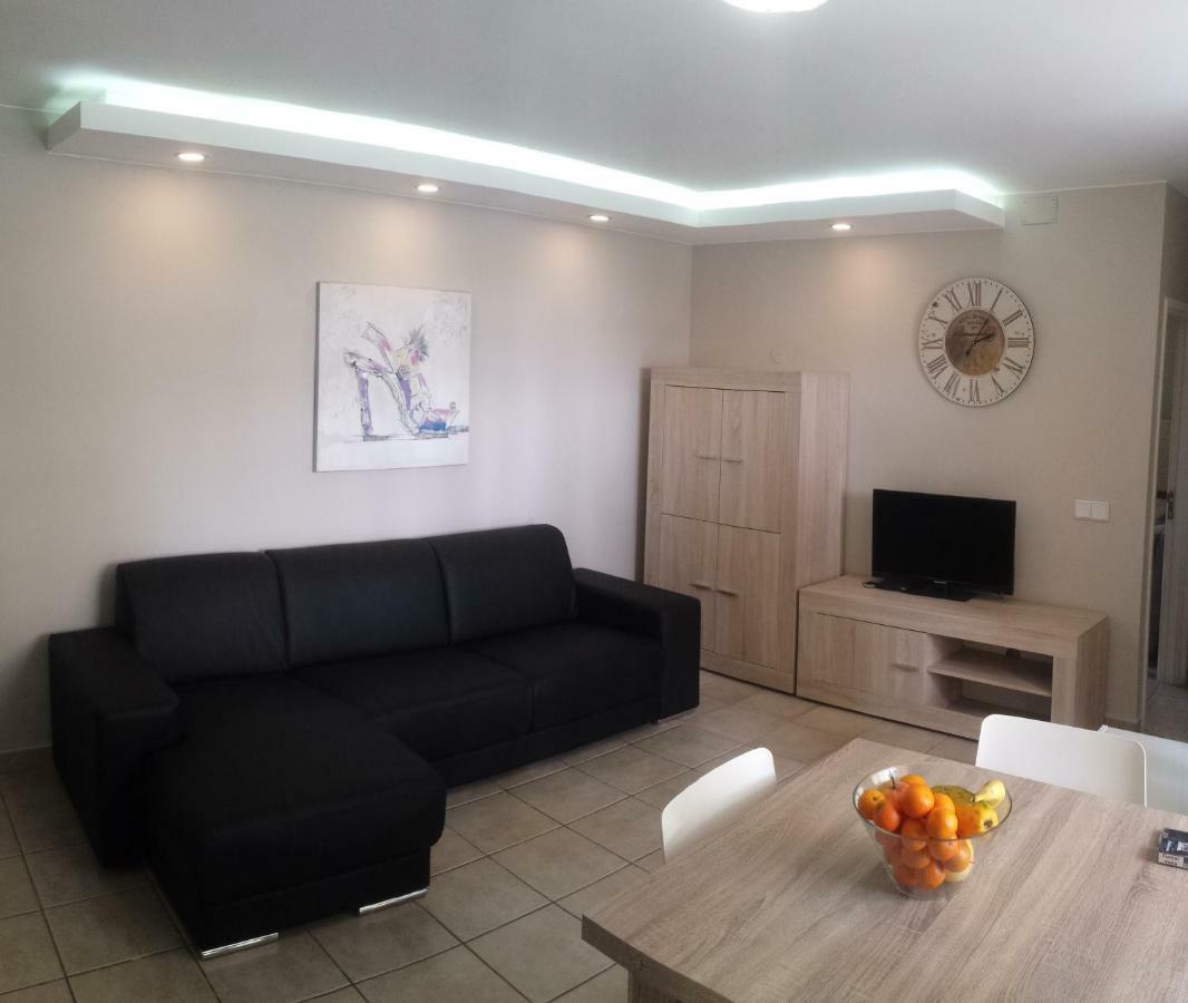 Apartamentos Ronsan Maspalomas  Exteriör bild